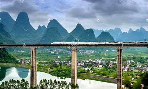 坐高铁桂林旅游攻略必去景点_坐高铁去桂林旅游线路